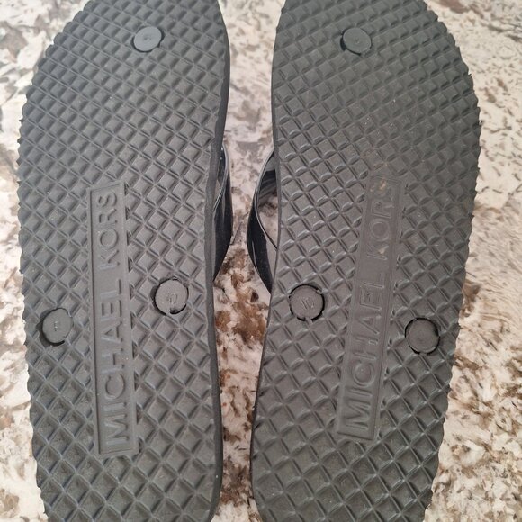 Michael Kors Black straps flip flops  size‎ 10 - Picture 6 of 7